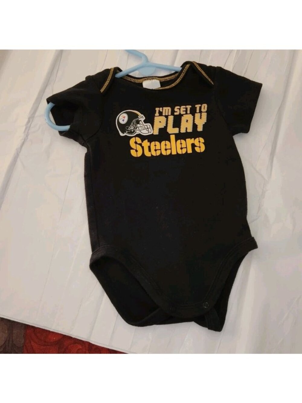 NFL Pittsburgh Steelers one piece Bodysuit "Set To Play" Size 0 to 3 Months